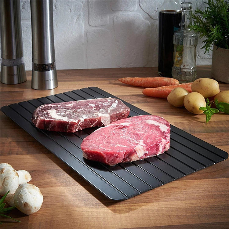 LMETJMA Fast Defrosting Tray Aluminium Alloy Thaw Food Defrosting Tray Frozen Meat Fish Food Tray With Brush Meat Tools KC0044